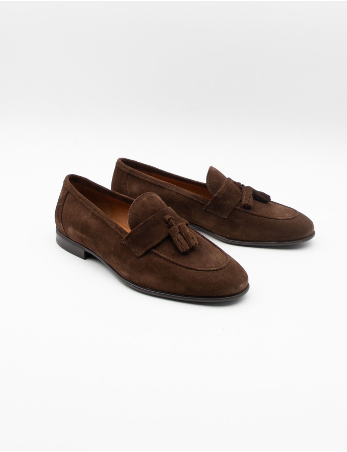 MOCASSINS CAMURÇA CASTANHO COM BERLOQUES
