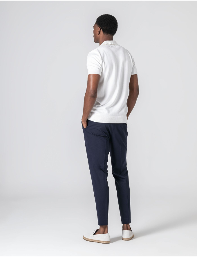 POLO DE MALHA EM BICO BRANCO