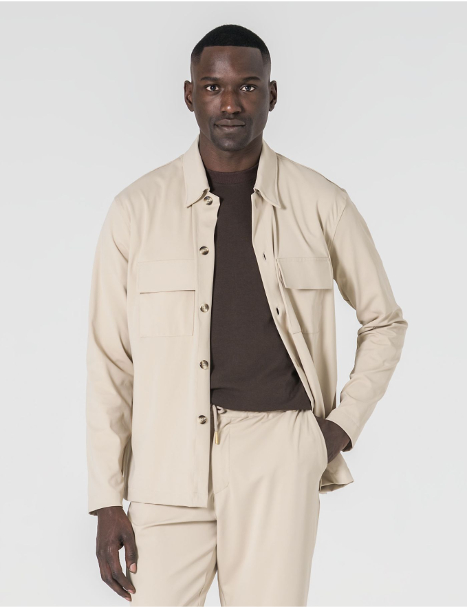 SOBRECAMISA TECIDO TÉCNICO BEGE