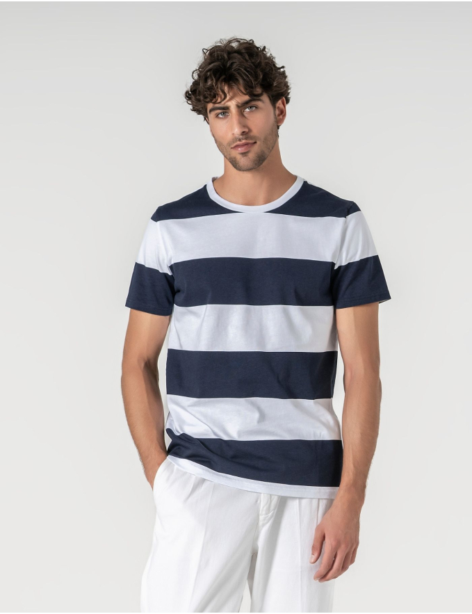 T-SHIRT ALGODÃO RISCA LARGA AZUL MARINHO