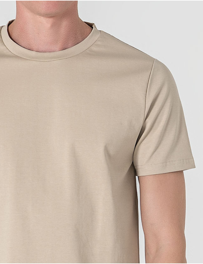 T-SHIRT DE ALGODÃO E POLIAMIDA BEGE