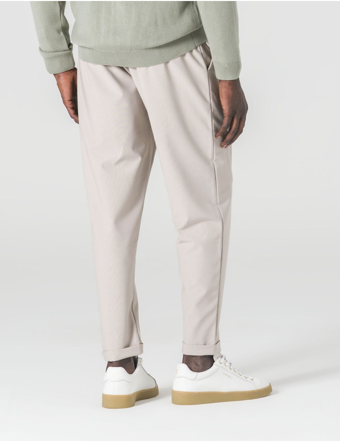 CALÇA CRU DE TECIDO COM CORDÃO CROPPED FIT