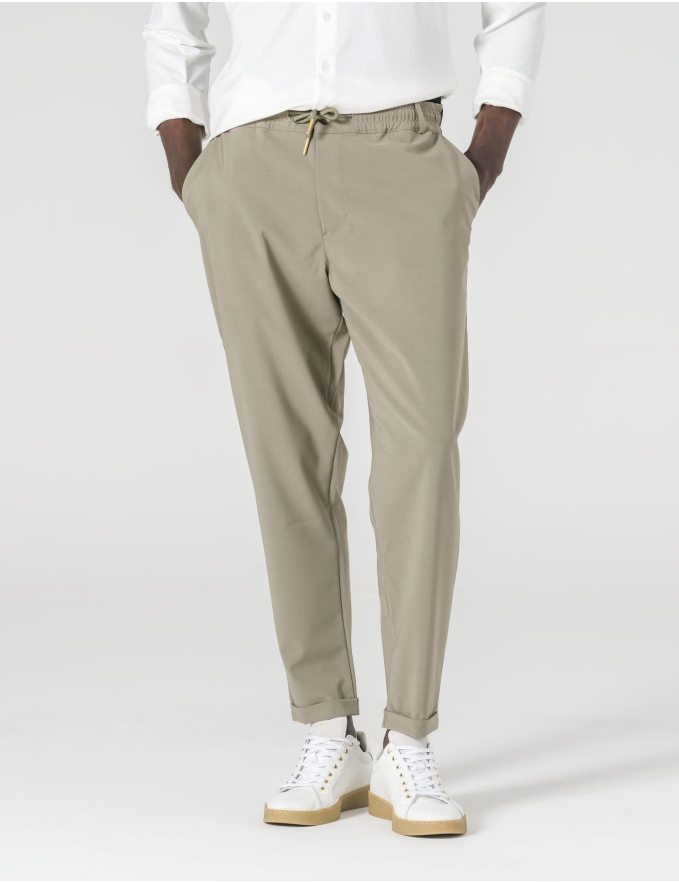 CALÇA VERDE DE TECIDO COM CORDÃO CROPPED FIT